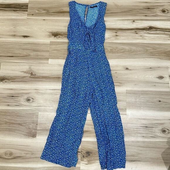 Abercrombie and Fitch Blue Floral Keyhole Jumpsuit Women’s Small - Picture 4 of 5